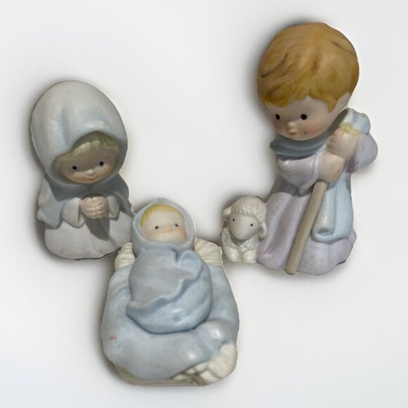 VTG Avon Heavenly Blessings Nativity Collection The Holy Family 3 Piece Set 1986 - Picture 1 of 13